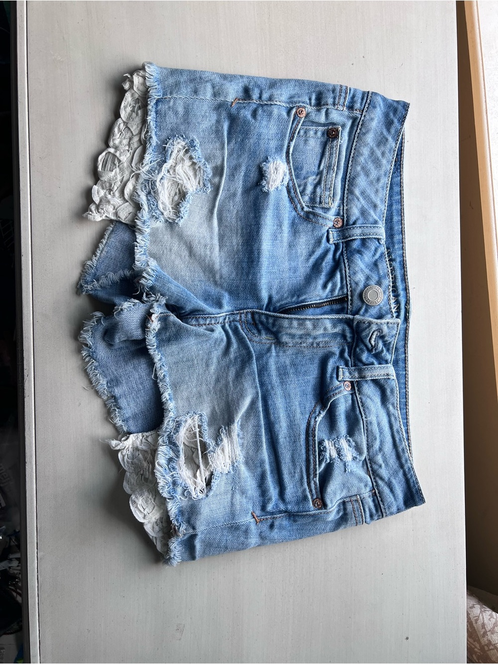 American eagle lace pocket shorts